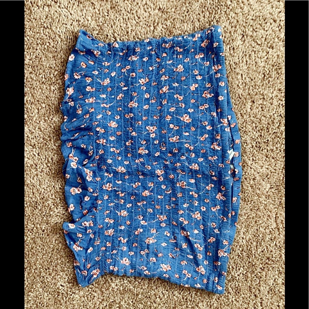 Women tube top floral print